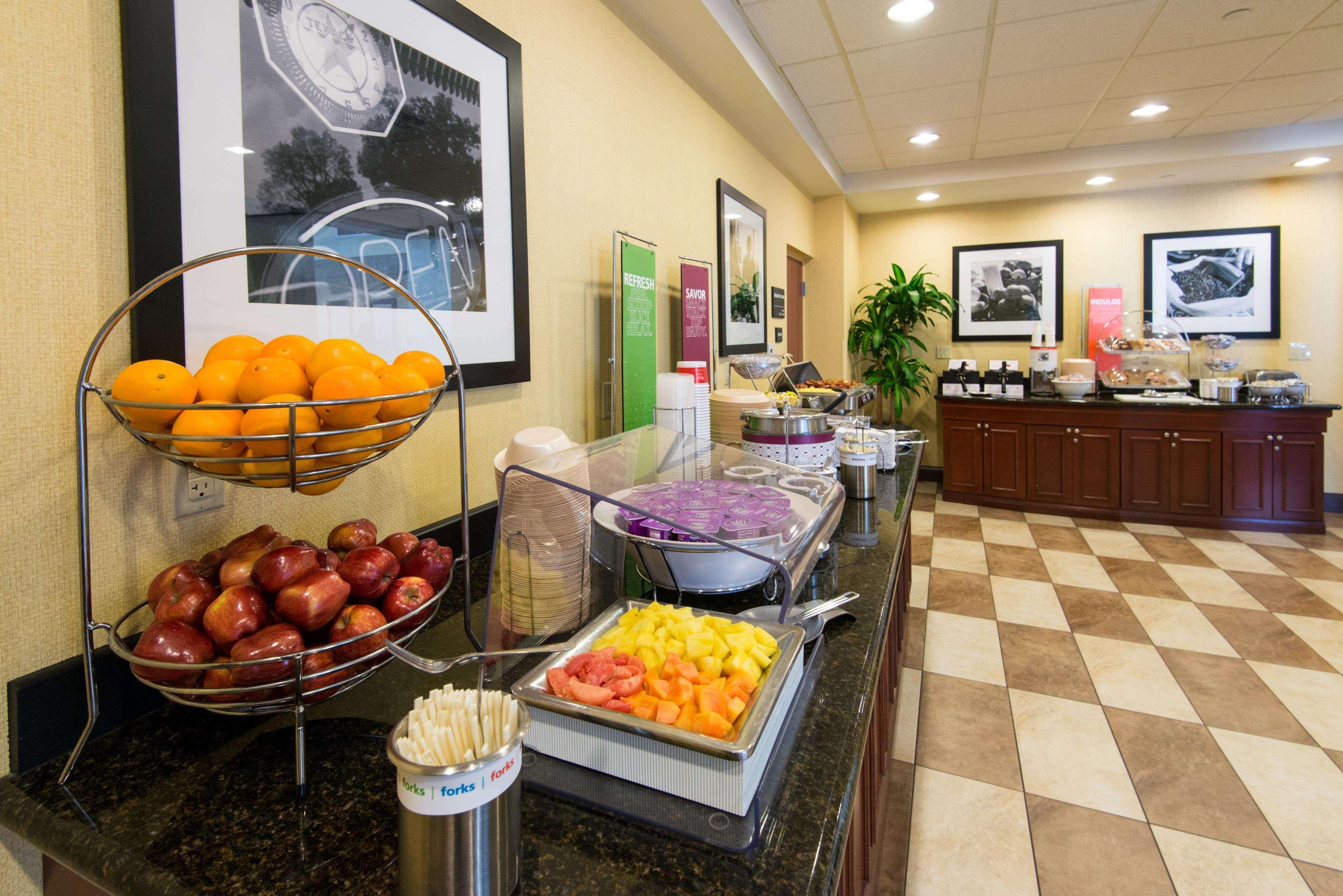 Hampton Inn & Suites Fort Myers-Colonial Boulevard Exterior foto