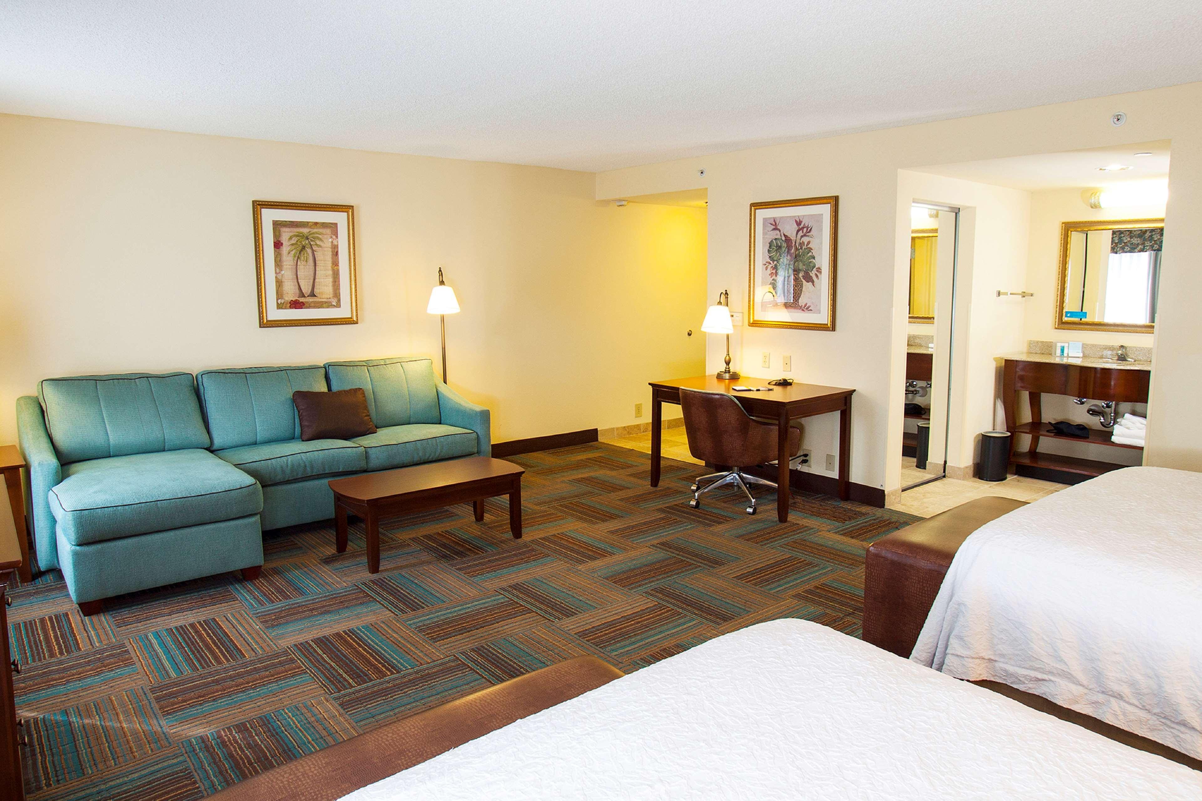 Hampton Inn & Suites Fort Myers-Colonial Boulevard Exterior foto